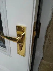 Keystone Locksmith Shop La Crescenta, CA 818-485-6211 - broken-key-extraction