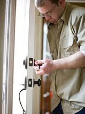 Keystone Locksmith Shop La Crescenta, CA 818-485-6211 - lock-opening